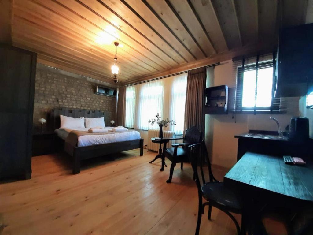 Maria Balat Hotel อิสตันบูล ภายนอก รูปภาพ